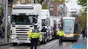 Truckers&rsquo; fuel protest blocking up Dublin city is &lsquo;not the way to do business&rsquo;