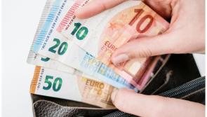Families urged to claim new payment that could see up to &euro;1,000 back in their pocket