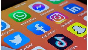POLL: Should we be considering a ban on social media for Irish teens?