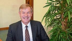 Light up a memory on Milford tree to raise funds for hospice