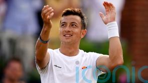 Ryan Peniston marches on to reach Queen&rsquo;s Club quarter-finals