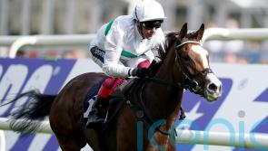 Free Wind lands Lancashire Oaks despite trouble in running