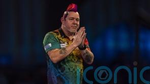Peter Wright goes the distance before seeing off Krzysztof Ratajski in Blackpool