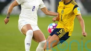 Lucy Bronze prepared to &lsquo;play through the pain&rsquo; as England chase Euro 2022 glory