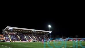 Ten-man Wealdstone hold on for Gateshead victory that sends them top