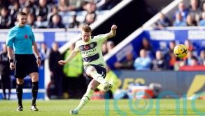 Kevin De Bruyne freekick sinks Leicester and fires Man City top of the table