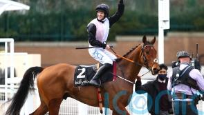 Bob Olinger staying over hurdles for Christmas target at Leopardstown