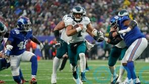 Philadelphia Eagles clinch play-off place with big win over New York Giants