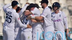 Mark Wood gives England hope of winning second Test with double strike