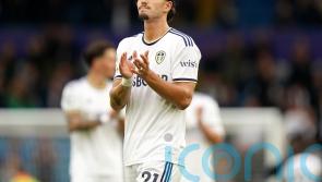 Pascal Struijk signs new Leeds deal until 2027