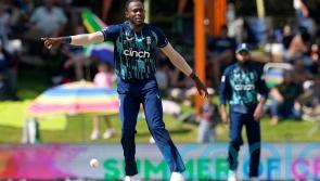 Jofra Archer toils for little reward as South Africa set England 299 to win ODI