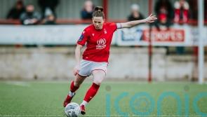 It can be difficult &ndash; Lyndsey Harkin juggles motherhood and playing football