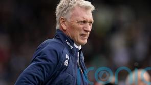 David Moyes shrugs of fans&rsquo; disapproval as West Ham claim big win at Fulham