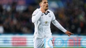 Joel Piroe dents Preston&rsquo;s play-off hopes after mass touchline brawl in Swansea