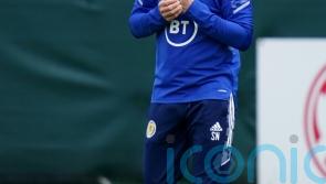 Steven Naismith heaps praise on Hearts&rsquo; hat-trick hero Lawrence Shankland