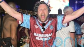 West Ham fan parties with players outside hotel to celebrate club&rsquo;s victory