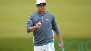 Rickie Fowler hits 62 at US Open to equal lowest score in men&rsquo;s major history