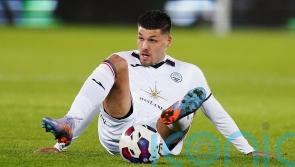 &lsquo;He hasn&rsquo;t said yes and hasn&rsquo;t said no&rsquo; &ndash; Swansea in Joel Piroe contract talks