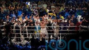 Oleksandr Usyk knocks out Daniel Dubois in ninth to retain heavyweight titles