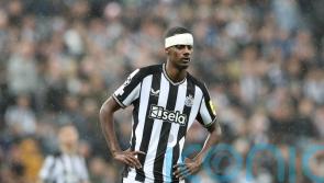 Newcastle boss Eddie Howe hails Alexander Isak&rsquo;s battling response against PSG