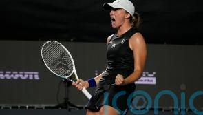 Iga Swiatek defeats Aryna Sabalenka for chance to reclaim number one spot