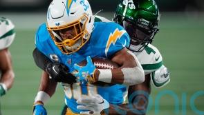 Los Angeles Chargers demolish New York Jets 27-6