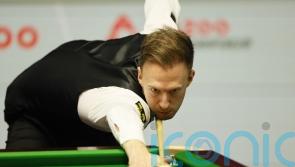 Judd Trump on top against wasteful Hossein Vafaei