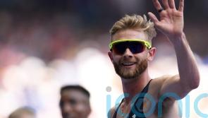 Josh Kerr stays cool over Jakob Ingebrigtsen jibe and cruises into 1500 semis