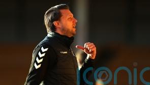 Gillingham boss Mark Bonner hails leaders after holding on for Chesterfield win