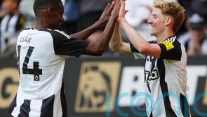 Eddie Howe tells Newcastle stars to earn new deals by ending trophy drought