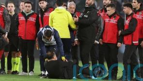 Jose Mourinho has the backing of Fenerbahce following nose-pinch incident