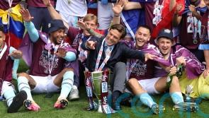 Scott Parker won&rsquo;t let title regret overshadow 100-point Burnley season