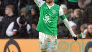 Hibernian improve their hopes of finishing third with defeat of Dundee United