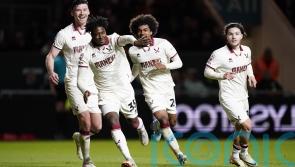 Sheffield United dream of Wembley after comfortable win over 10-man Bristol City