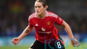 Grace Clinton moves to Manchester City on four-year deal