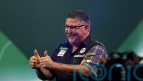 Gary Anderson renaissance continues with return to World Championship last four
