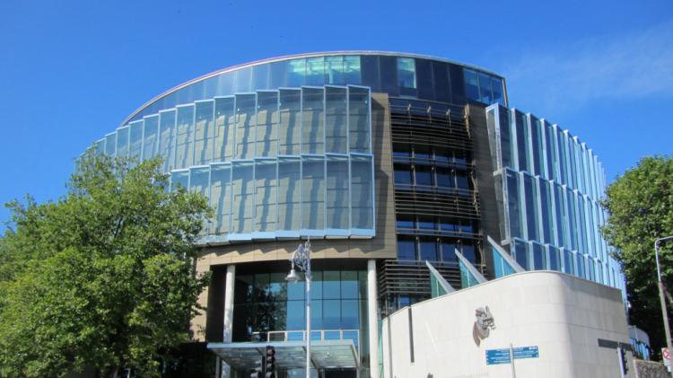 'Sheer terror': Violent Limerick criminal stabs Sudanese doctor watching YouTube in his bedroom