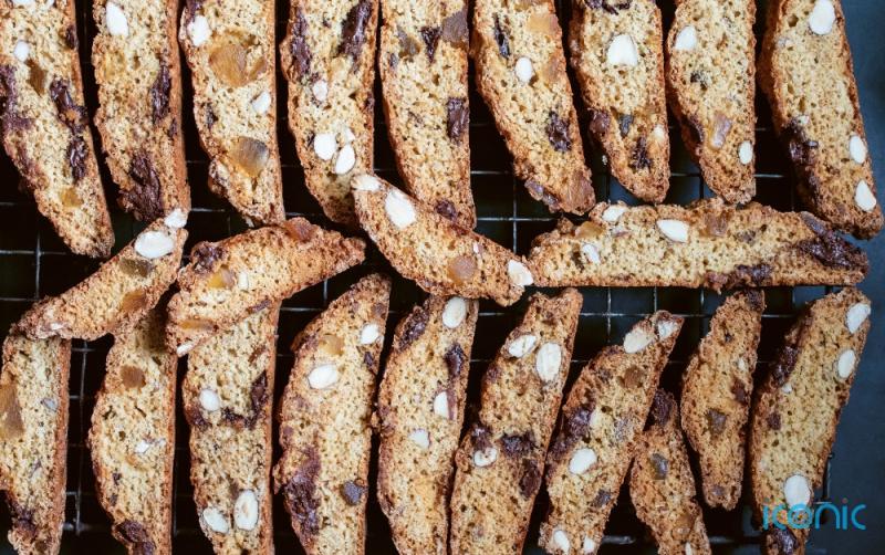 Christmas inspired recipe - Chocolate and Ginger Biscotti 