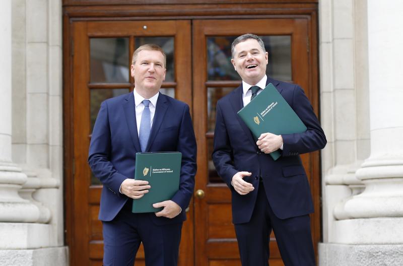 Government unveils &euro;11 billion budget package to stem rising cost of living