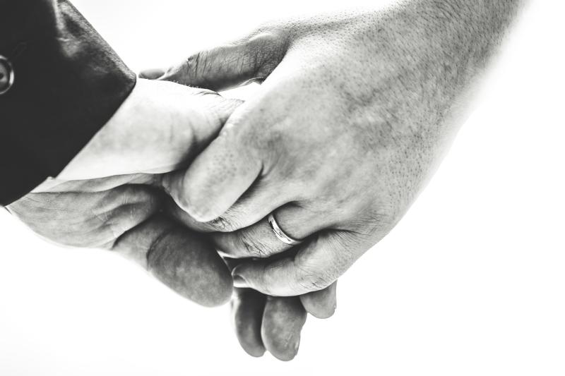 Majority of bereaved people say Covid-19 negatively impacted their experience with death of a loved one