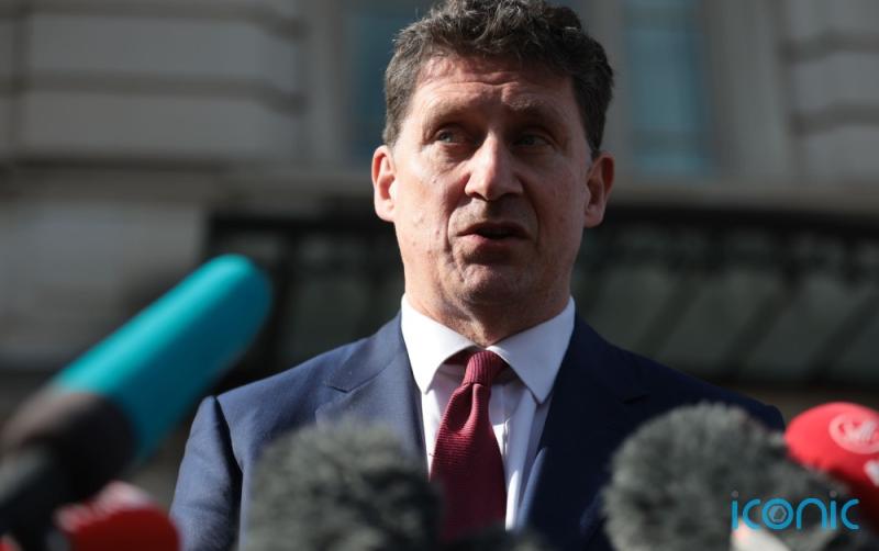 'It is not paused' - Eamon Ryan rejects T&aacute;naiste's statement that ban on sale of turf is paused 