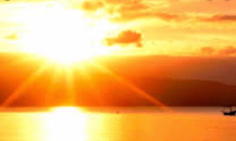 WARNING: Get out the sunscreen and take care... scorching weather is on the way