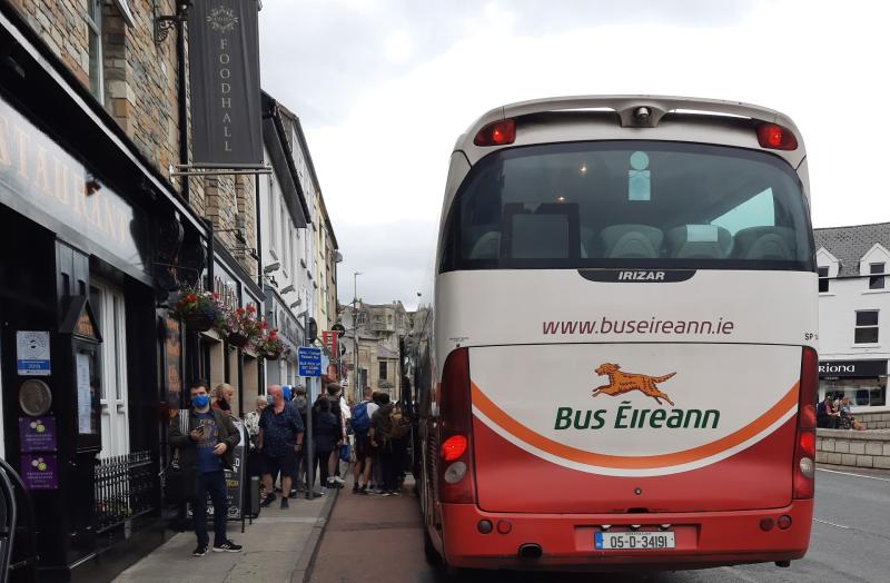 REVEALED: How many Irish drivers admit to blocking bus stops