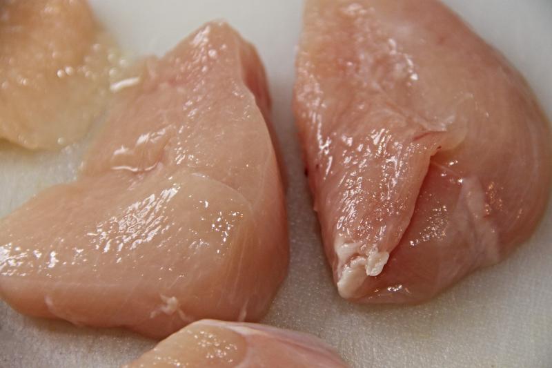 &nbsp;Dozens of raw chicken products contaminated with salmonella recalled from Irish shops