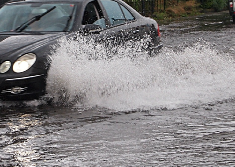 WARNING: Almost 24 hours of heavy rain and spot flooding on the way this weekend