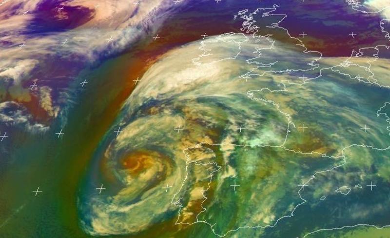 Storm Babet 'not a usual storm' and could 'spin around' over Ireland for days