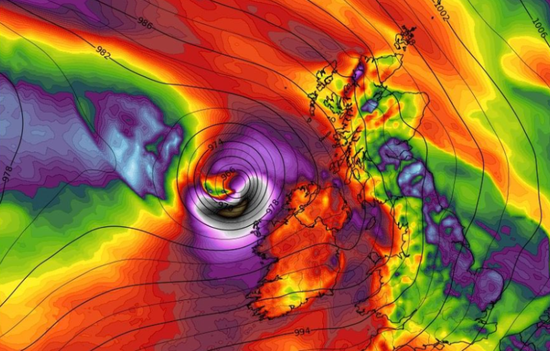 Met &Eacute;ireann alert warns of brutal conditions as 'deepening depression' nears Ireland