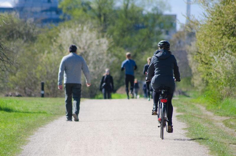 Walking, wheeling and cycling worth &euro;3 billion to Irish cities, new survey finds