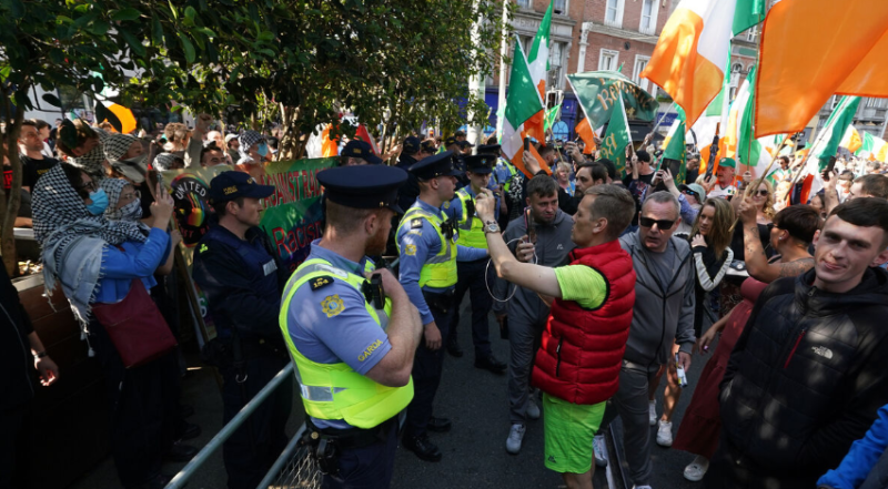 Over 20 people arrested after anti-immigration protesters cleared from Dublin city centre