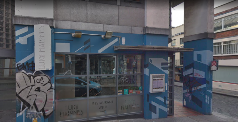 Famous Temple Bar restaurant forced to close after sales 'plummeted' amid ongoing street work
